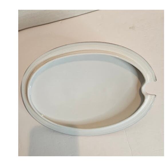 Nakazato Japanese Oval Casserole: Phoenix & Dragon Design Lidded Serving Bowl - Picture 3 of 11